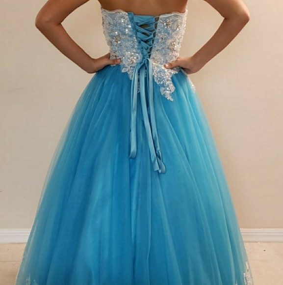 Quinceañera Dress👗 - Picture 1 of 4